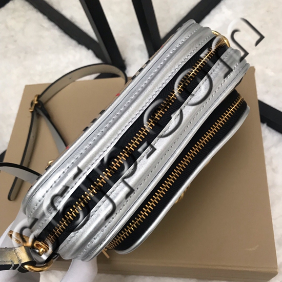 バーバリーバッグ内部構造